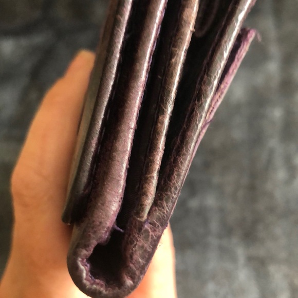 Elegant Purple Genuine Leather Women's Wallet - Picture 15 of 16